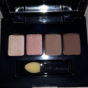 Estee Lauder travel eyeshadow palette